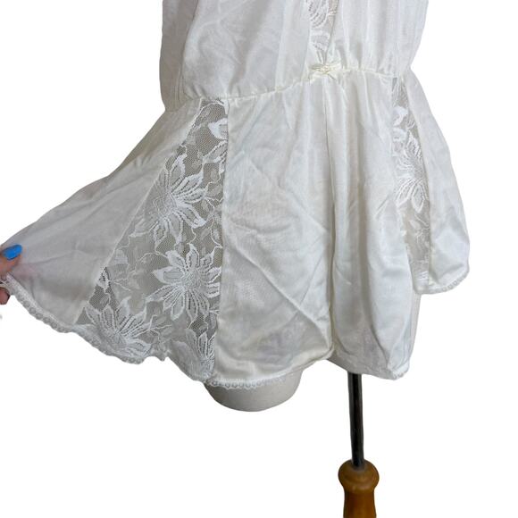 Vintage 80s White Lace Satin Romper Teddy Bridal Lingerie Sleepwear Small - Picture 4 of 9